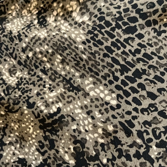Joie 100% Silk Snake Print Pocket Cami Size Medium - Picture 9 of 14